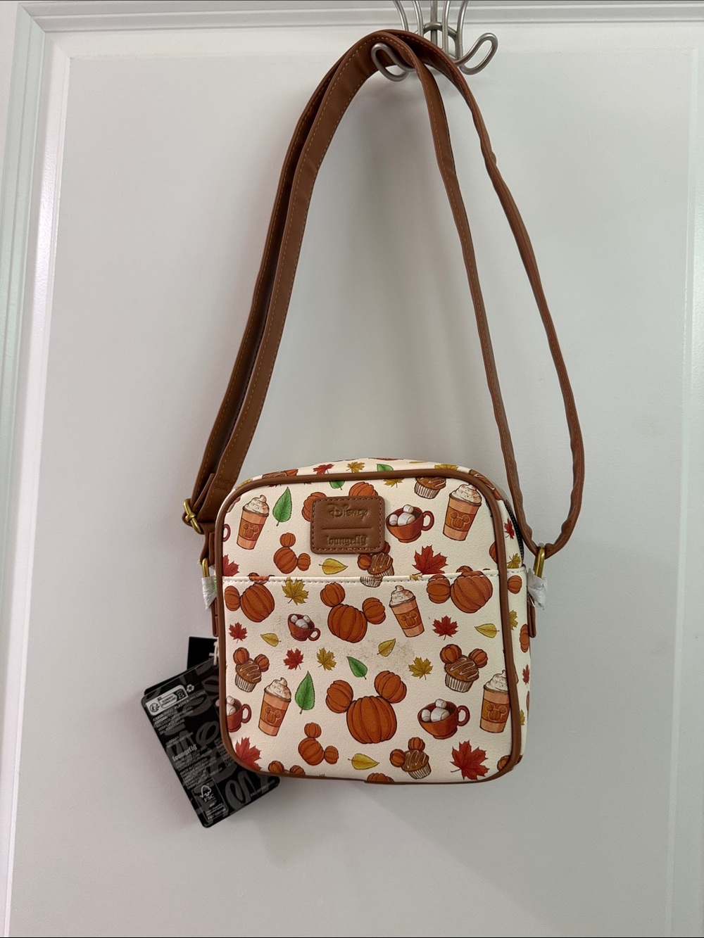 Loungefly Disney Mickey Mouse Pumpkin Fall Treats Crossbody Bag NWT